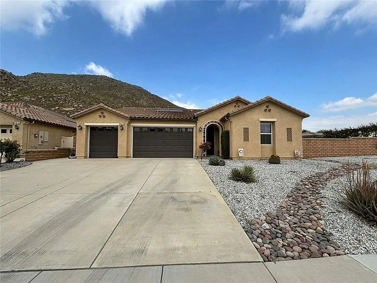 Riverside, CA 92507